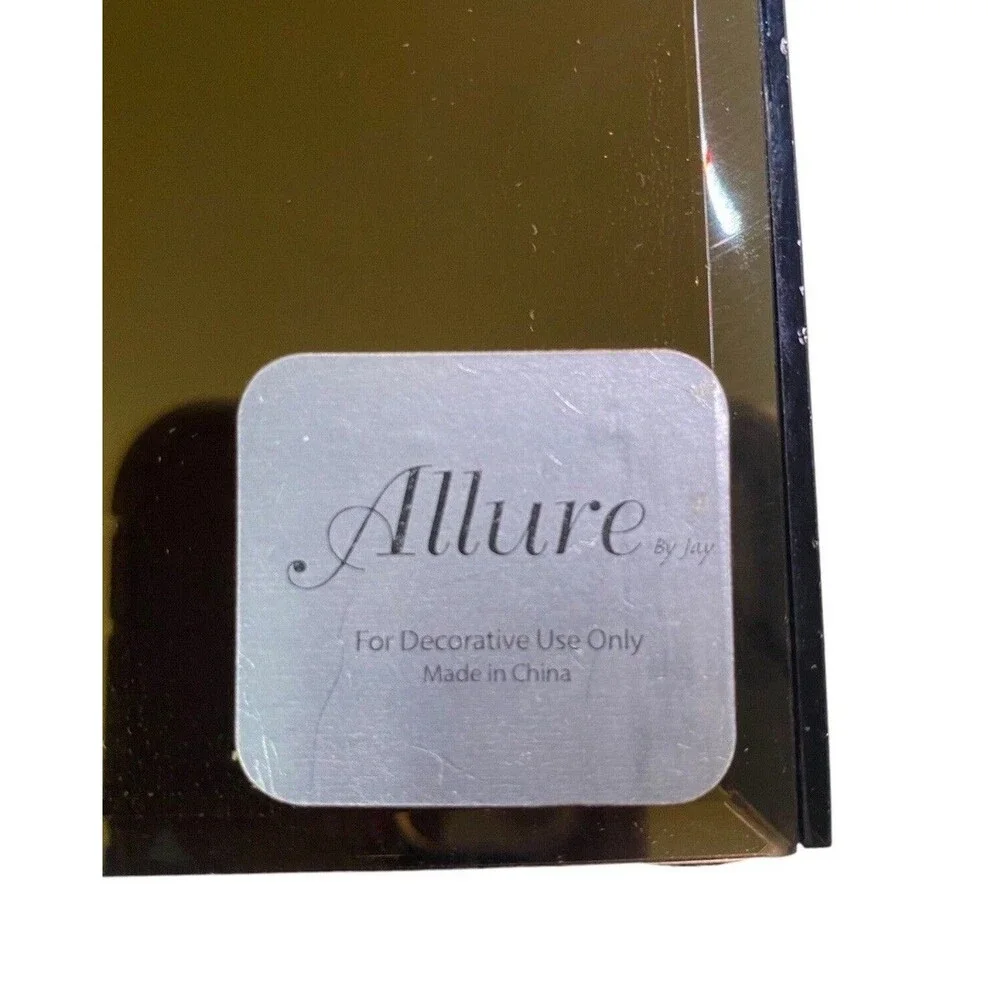 ALLURE BY JAY add touch